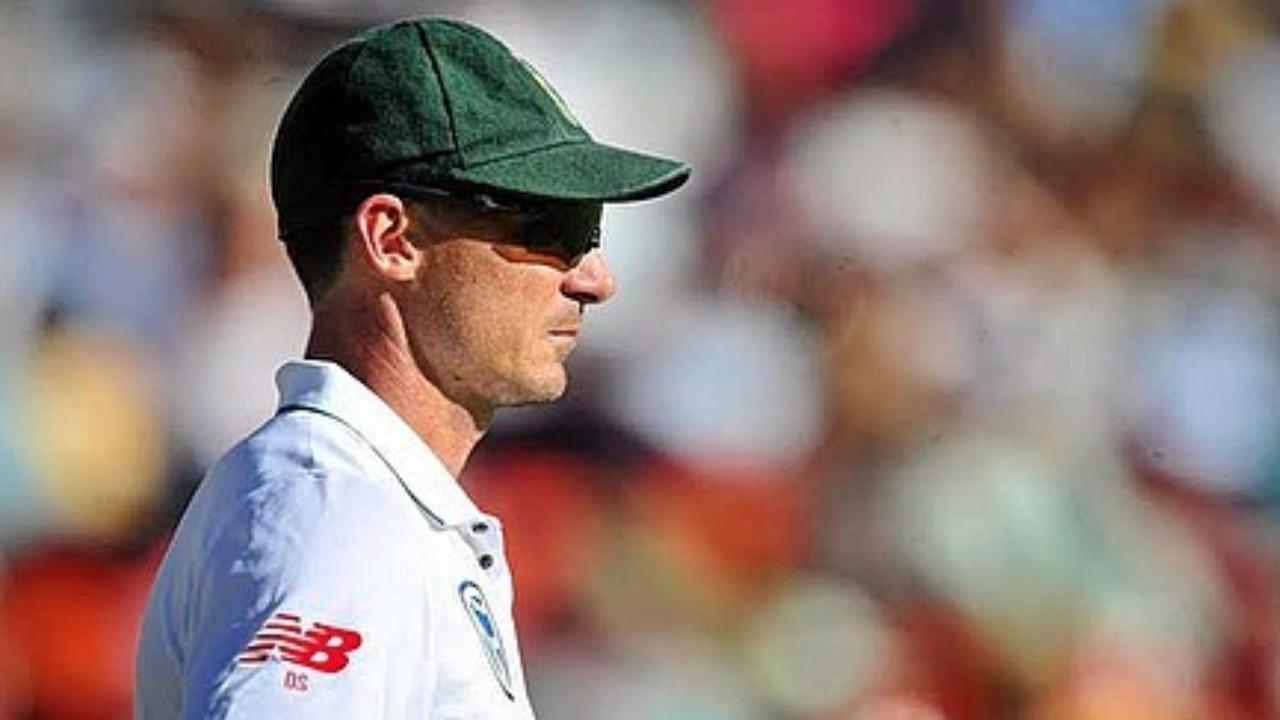 Dale Steyn was a right arm fast bowler who could swing the ball both ways at high pace. He made his international debut for the Proteas at the age of 21, playing in a Test against England